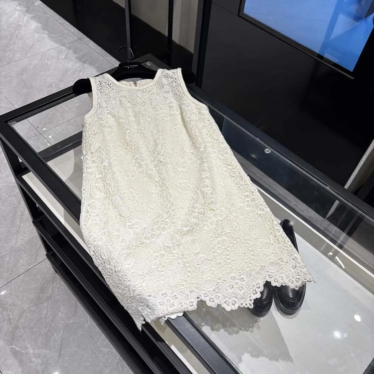 25年春装新款女装 法式白色镂空钩花无袖蕾丝连衣裙-25Y1042