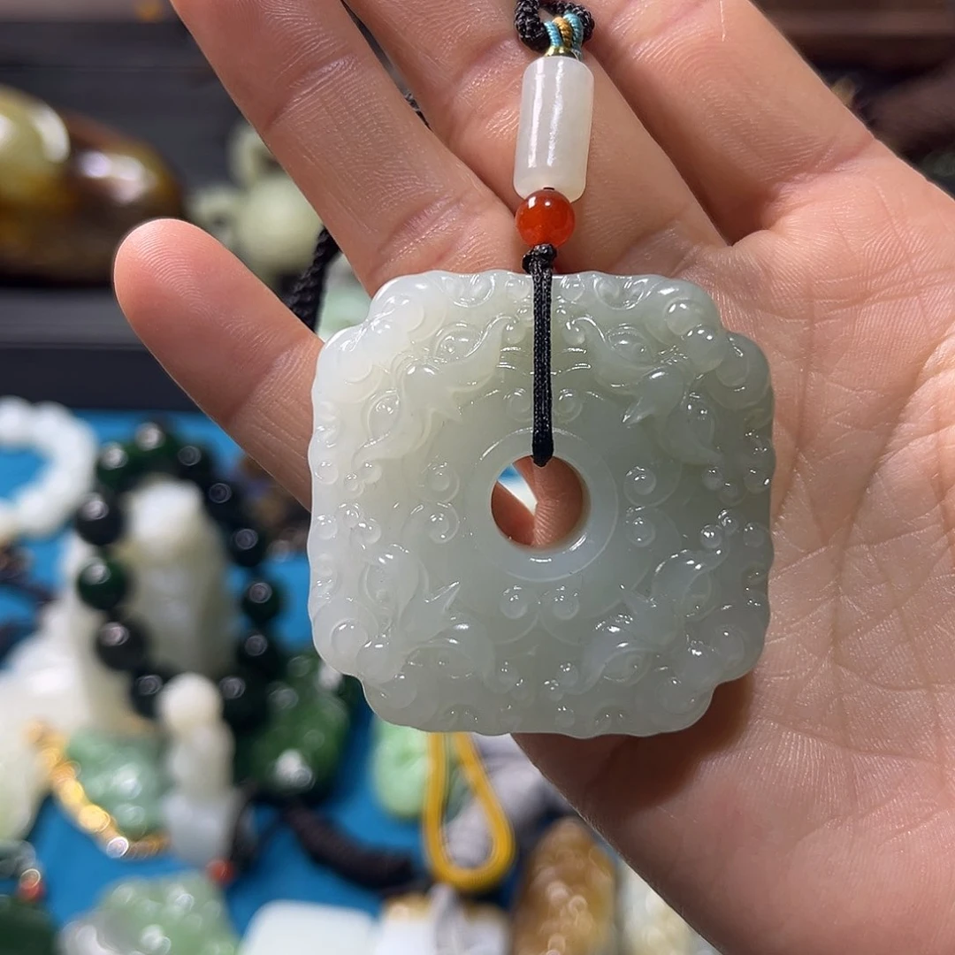 和田玉挂件未镶嵌