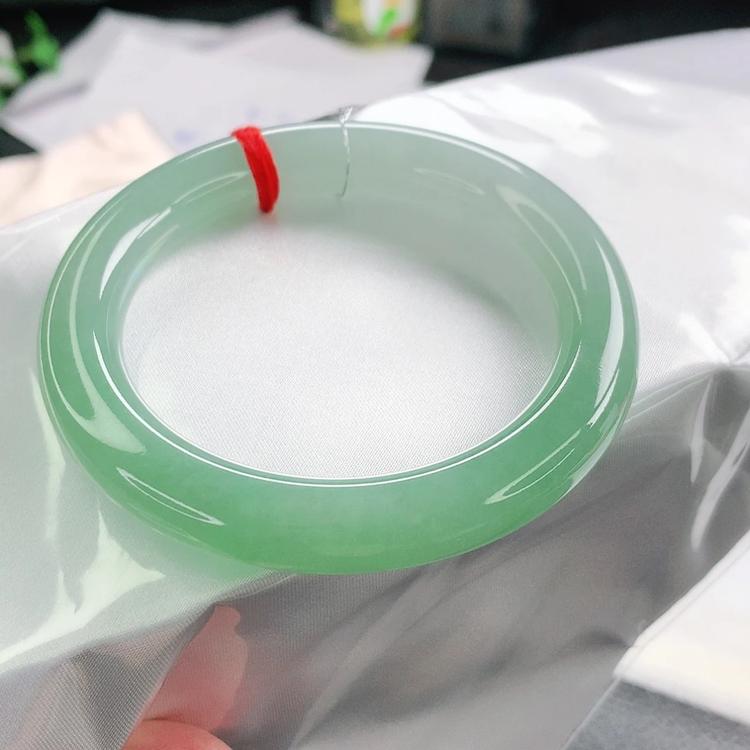 未镶嵌手镯翡翠58圈