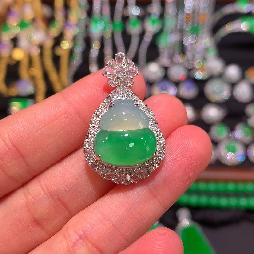 翡翠18K金镶嵌吊坠(赠链)金丝绿葫芦吊坠