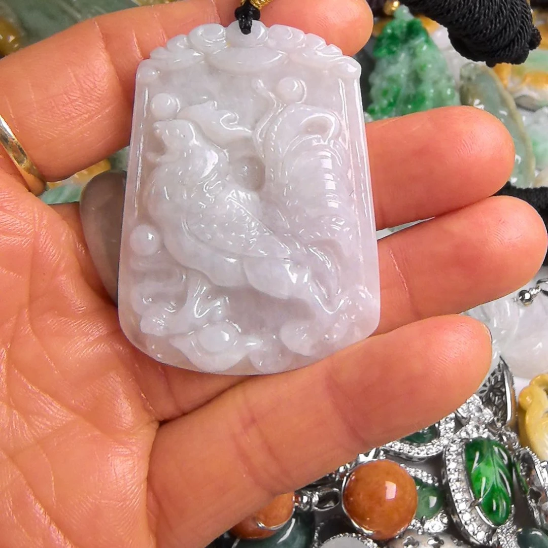 翡翠颈饰未镶嵌吊坠