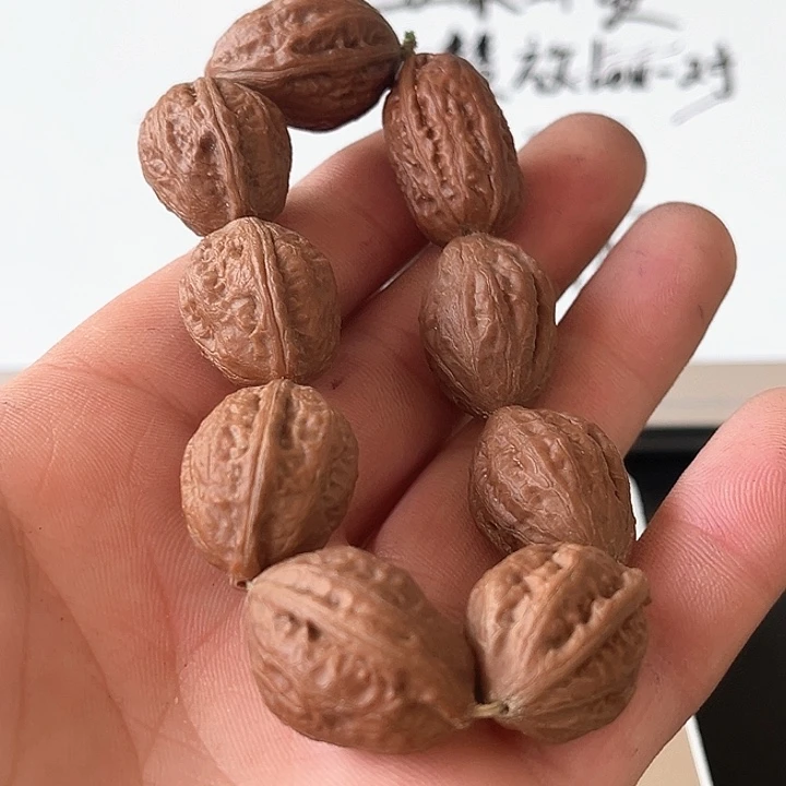 文玩核桃把件卖***人手串