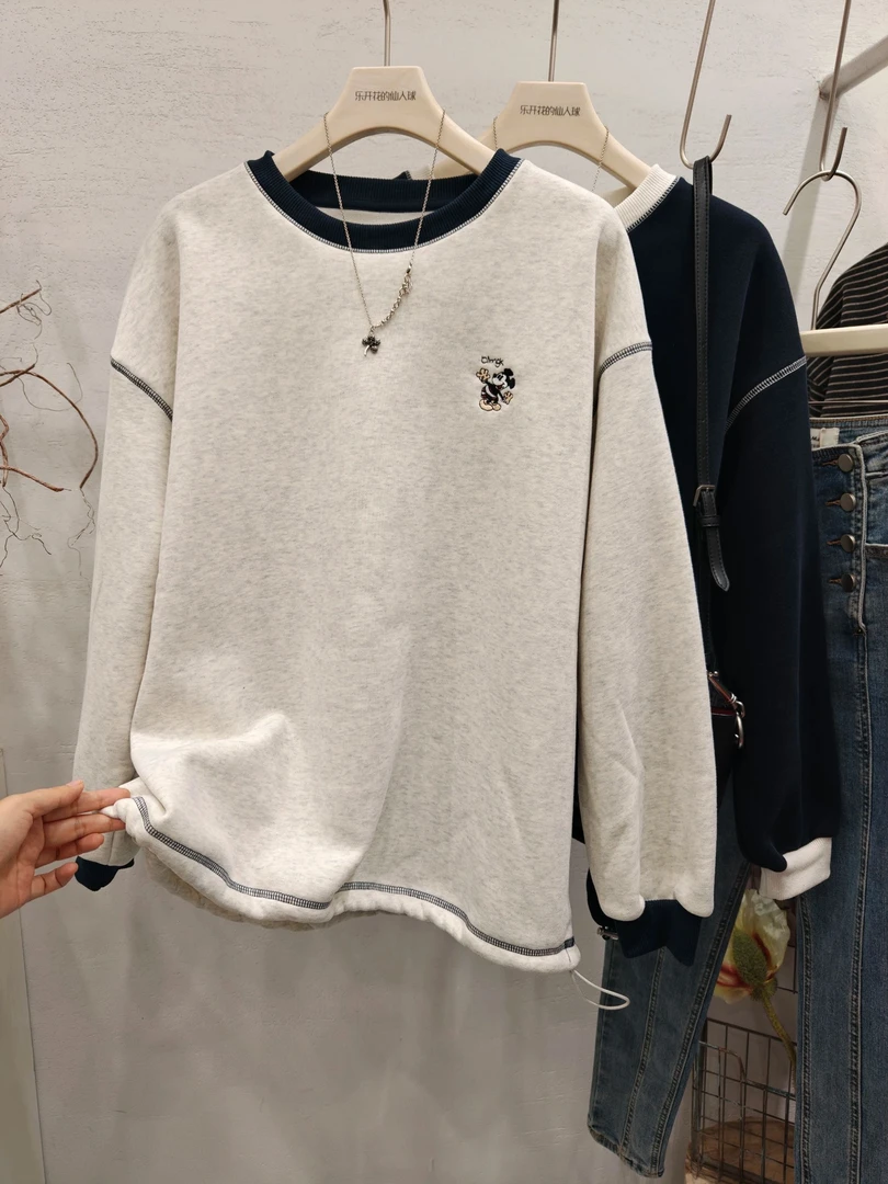 2025女装新款韩版宽松百搭卡通刺锈印花拼色加绒圆领套头卫衣穿搭