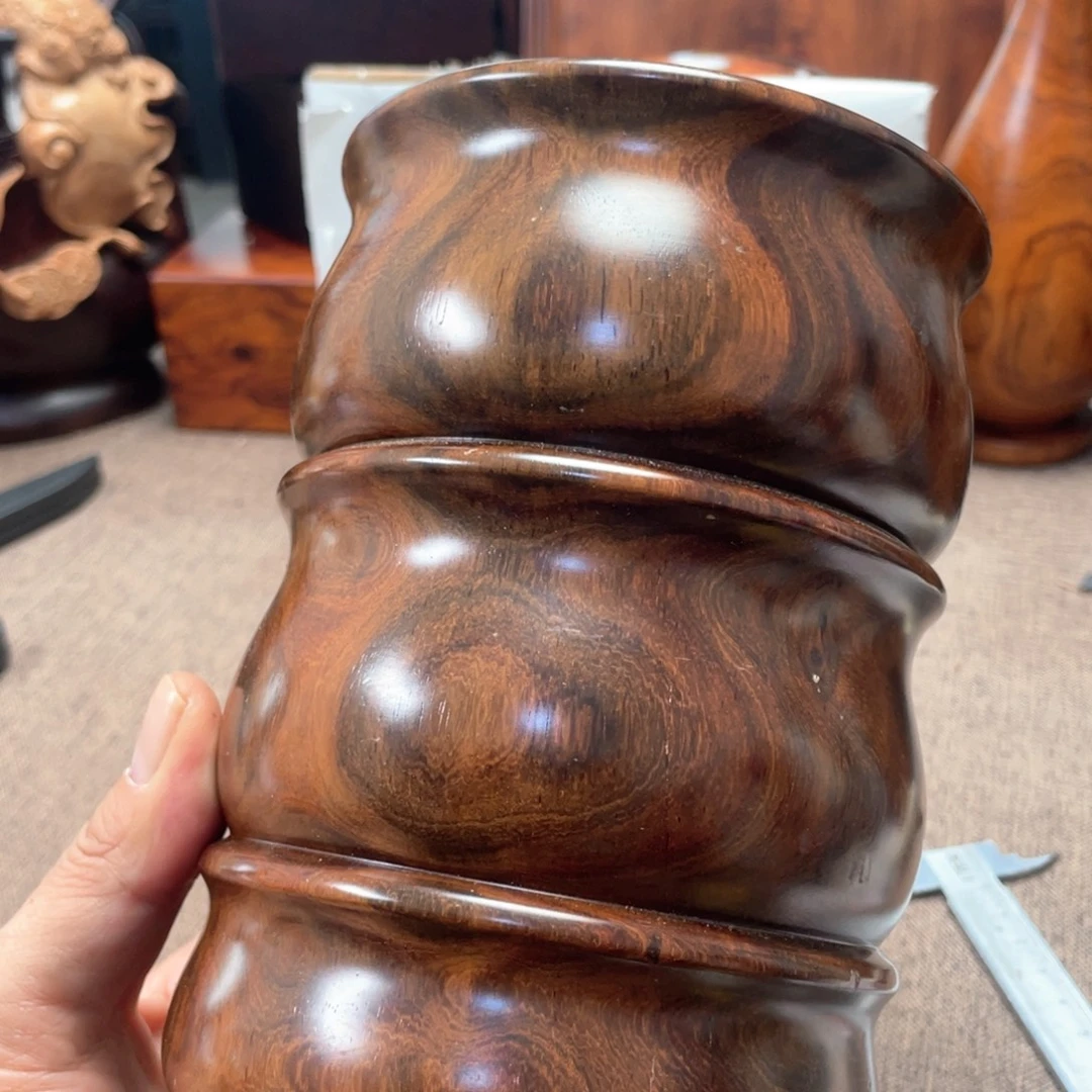 交趾黄檀（大红酸枝）