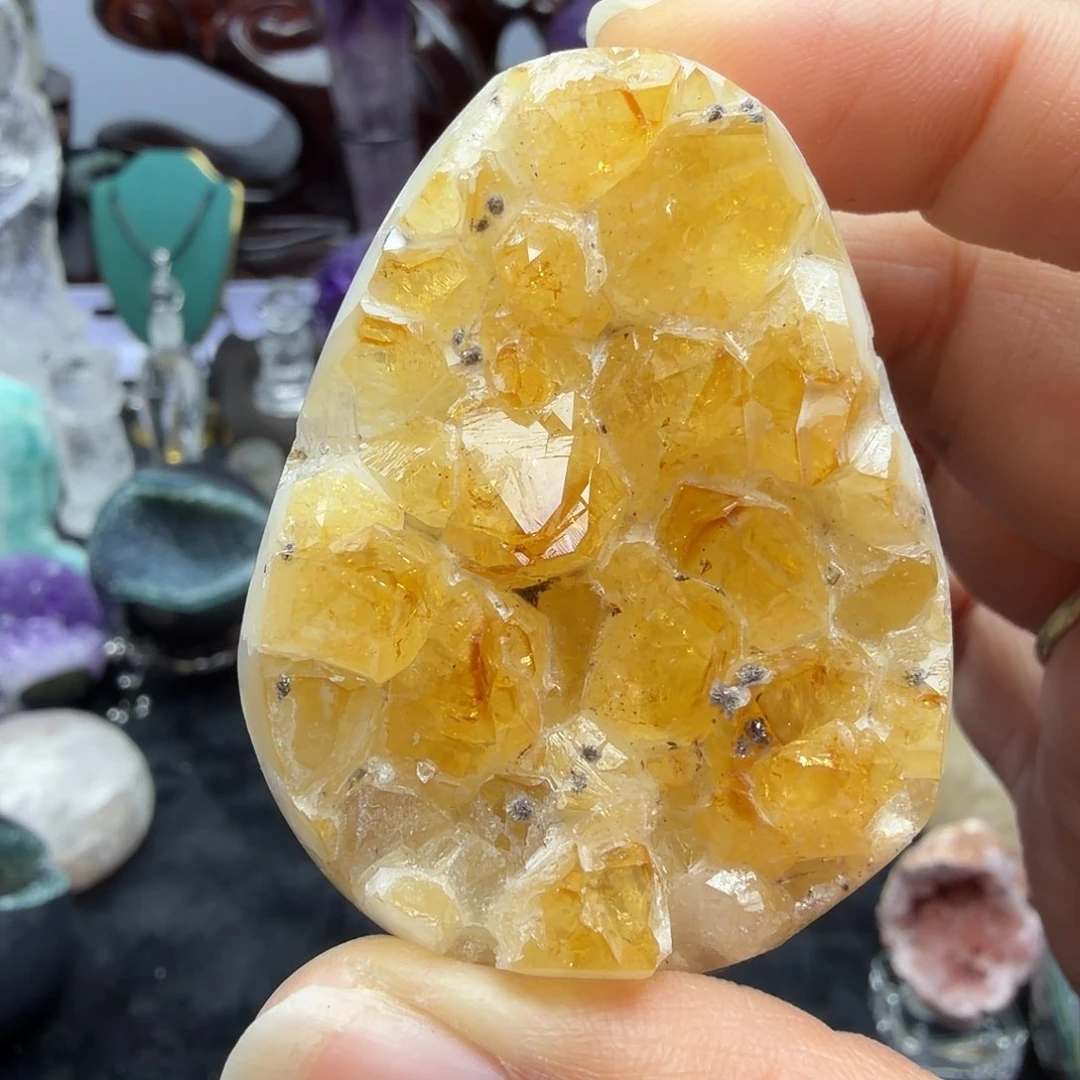 摆件水晶未镶嵌黄水晶