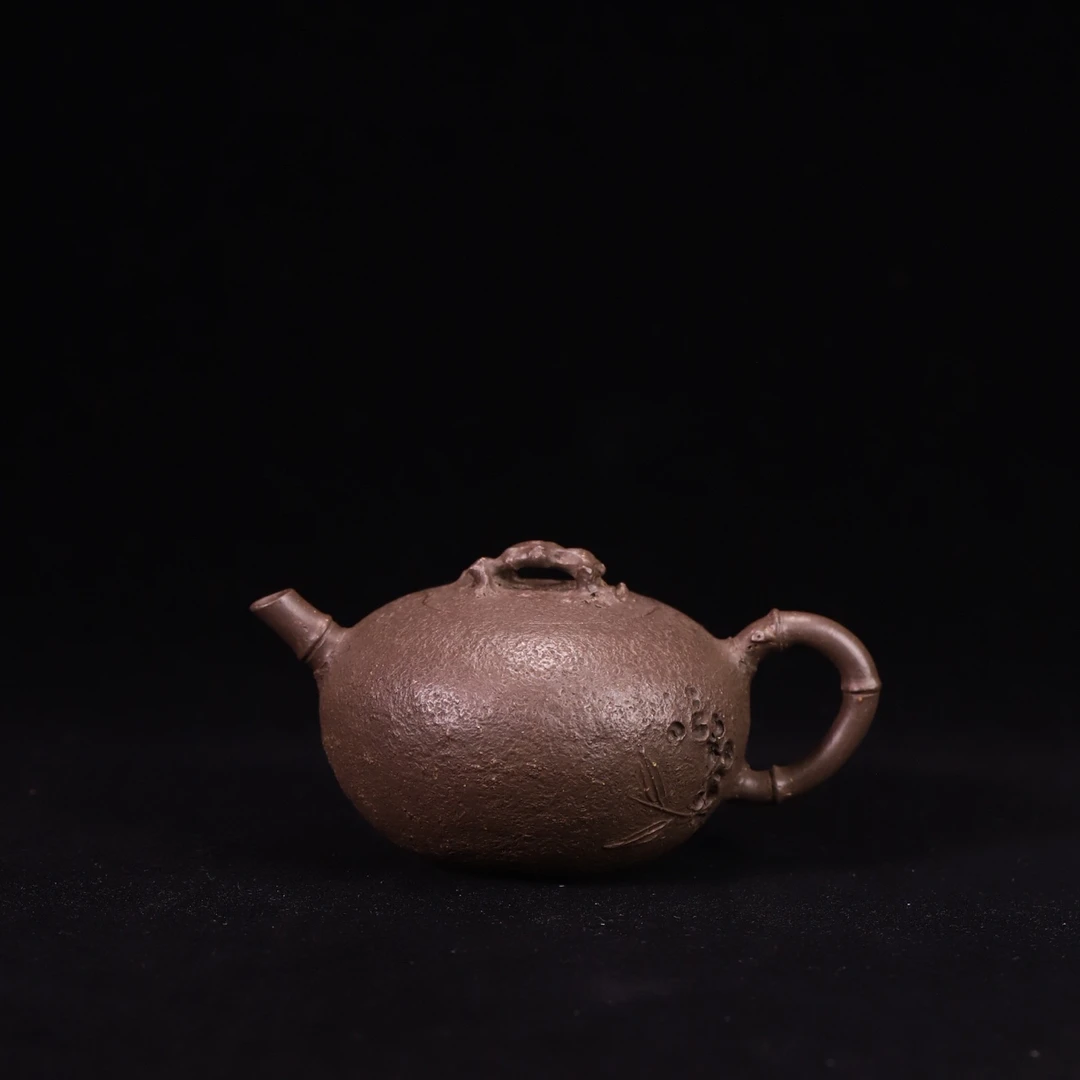 竹石壶（大吉）陶手杨燕，原矿天青泥，全手工制，容量145cc内推出水孔