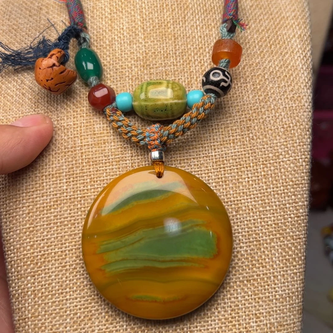 玛瑙/玉髓颈饰未镶嵌