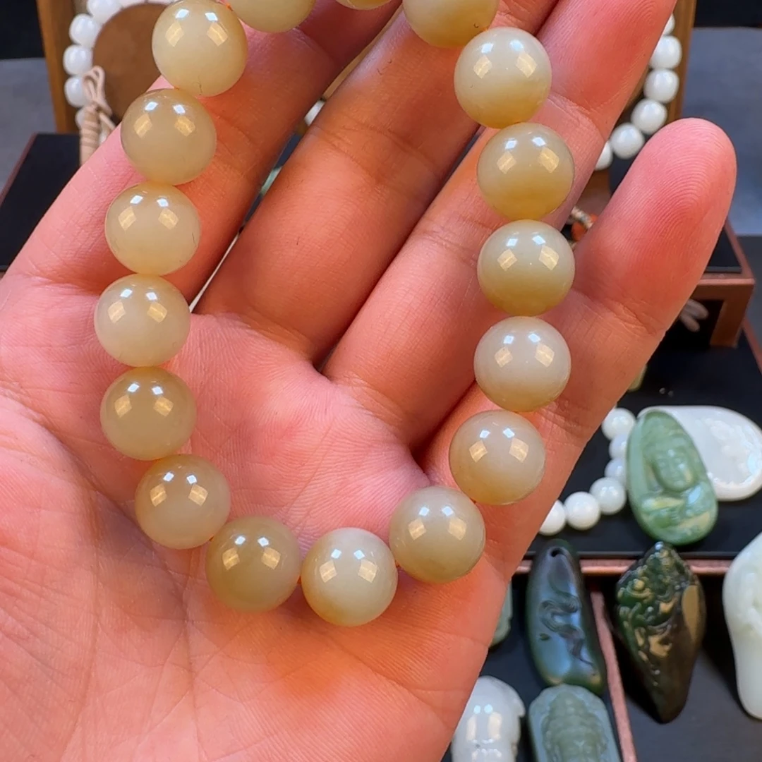 和田玉未镶嵌项链