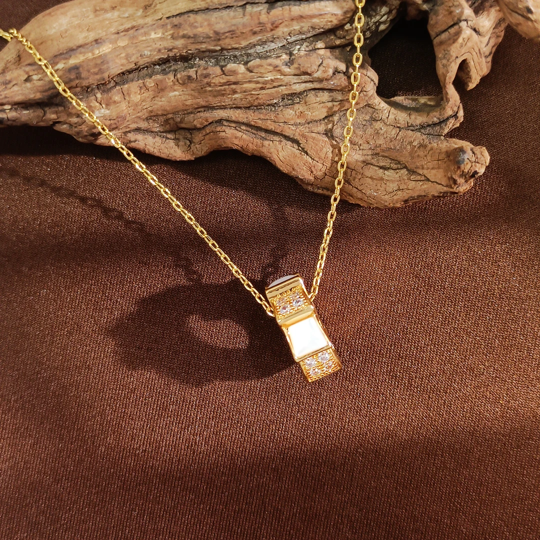 铜合金项链 YLF-55938 项链高级感百搭设计欧美轻奢