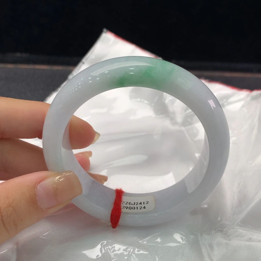 翡翠未镶嵌手镯缅甸A货翡翠 白底阳绿52 53
