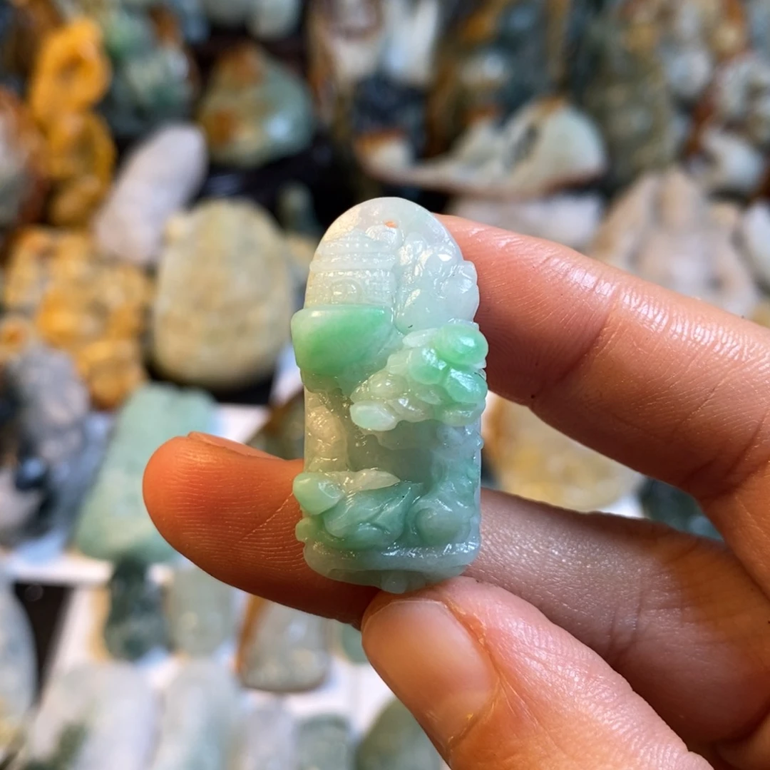 定制翡翠未镶嵌?****世特色