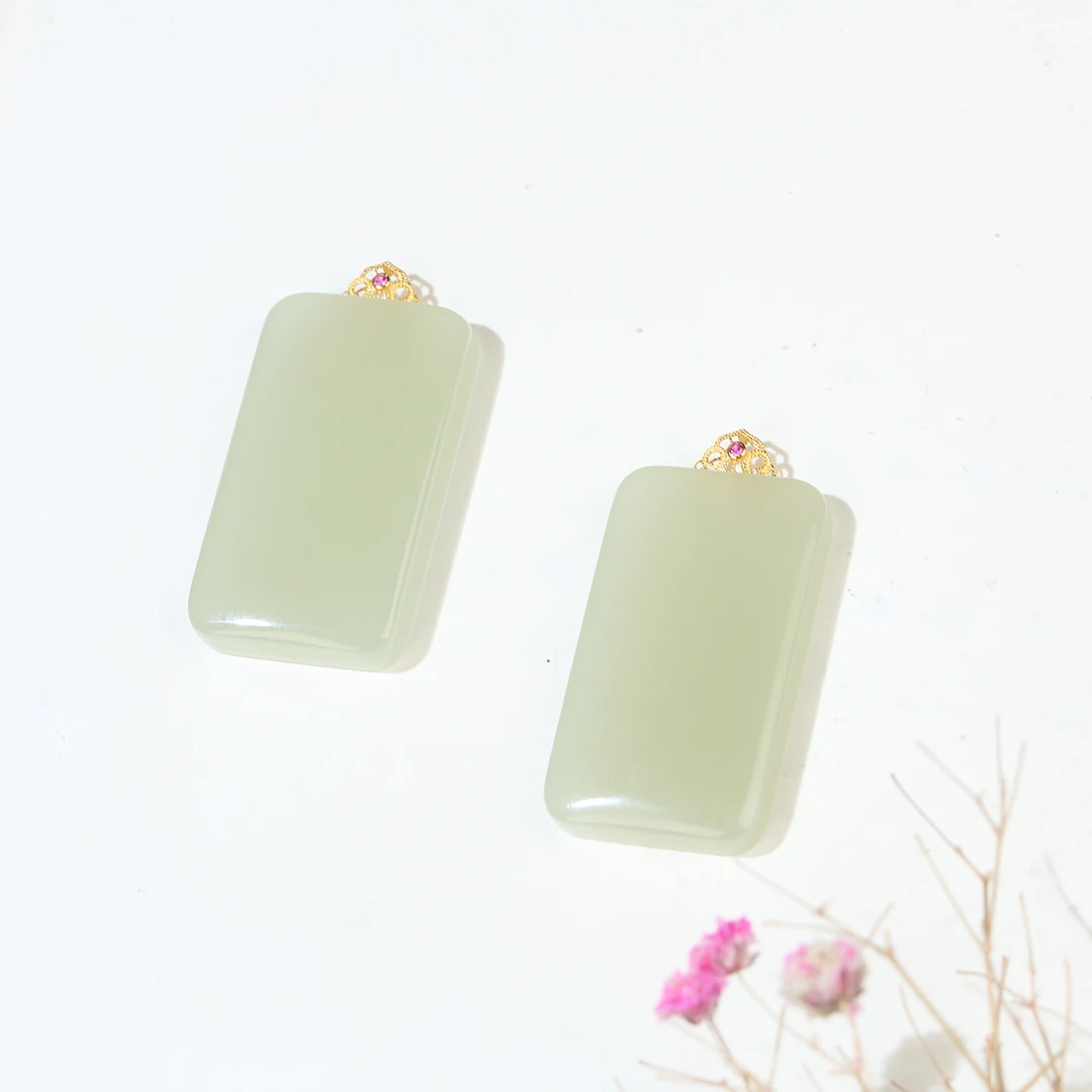 【麦子家族年货节】天然和田玉无事牌吊坠18K金多样性发1 CD0724