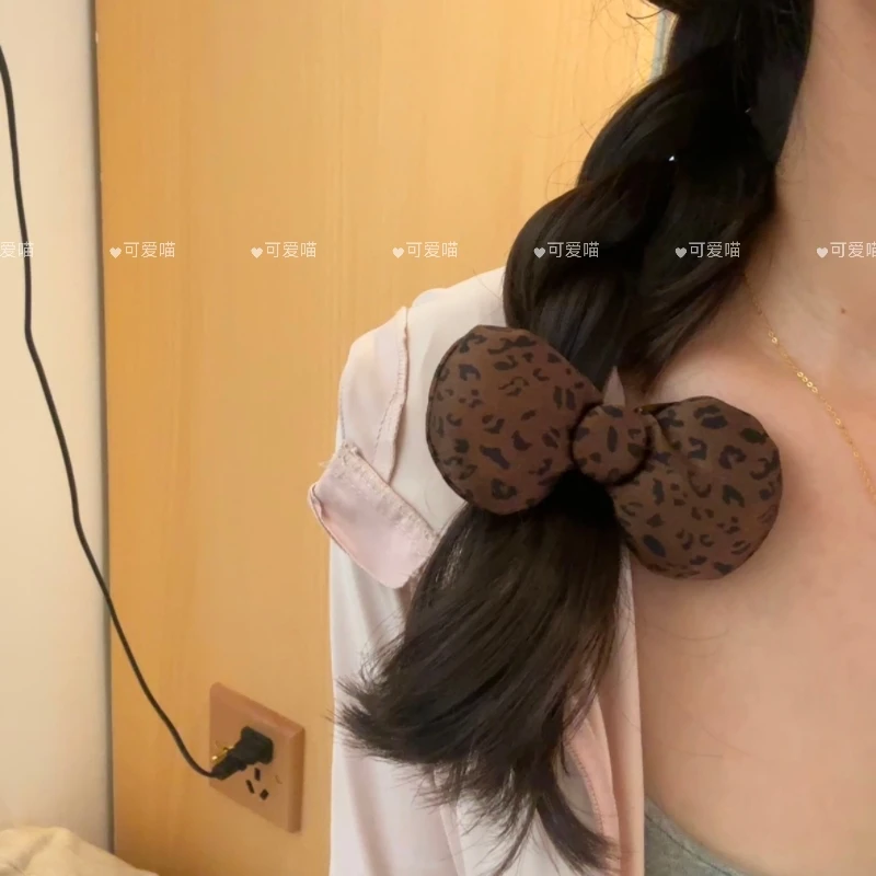 日韩新款豹纹色蝴蝶结发饰高级感马尾皮筋侧边夹子发卡复古发圈