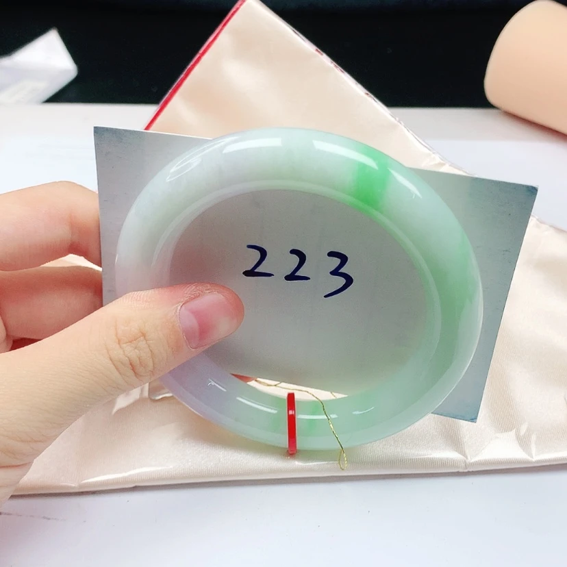 【闪购商品】翡翠手镯（圆镯）未镶嵌缅甸天然a货手镯56