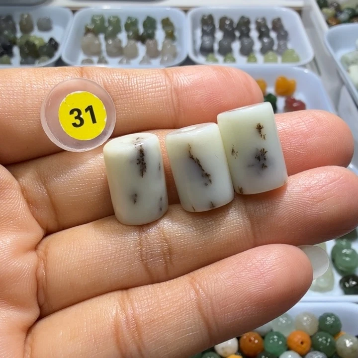 未镶嵌和田玉珠宝半成品