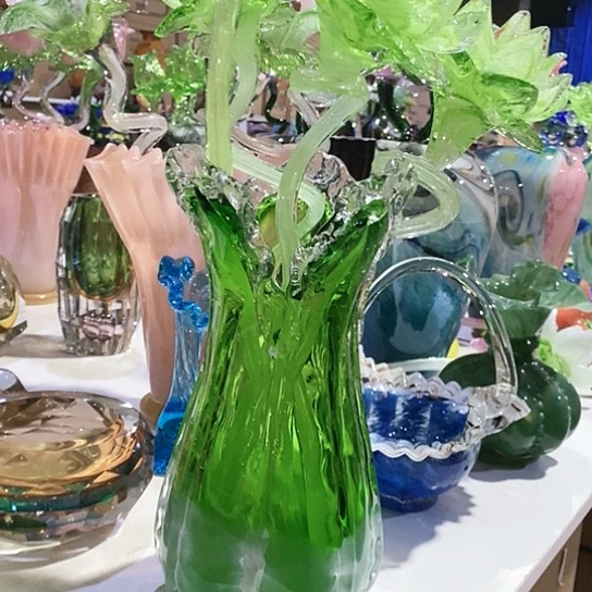 琉璃花瓶高34厘米口径12厘米