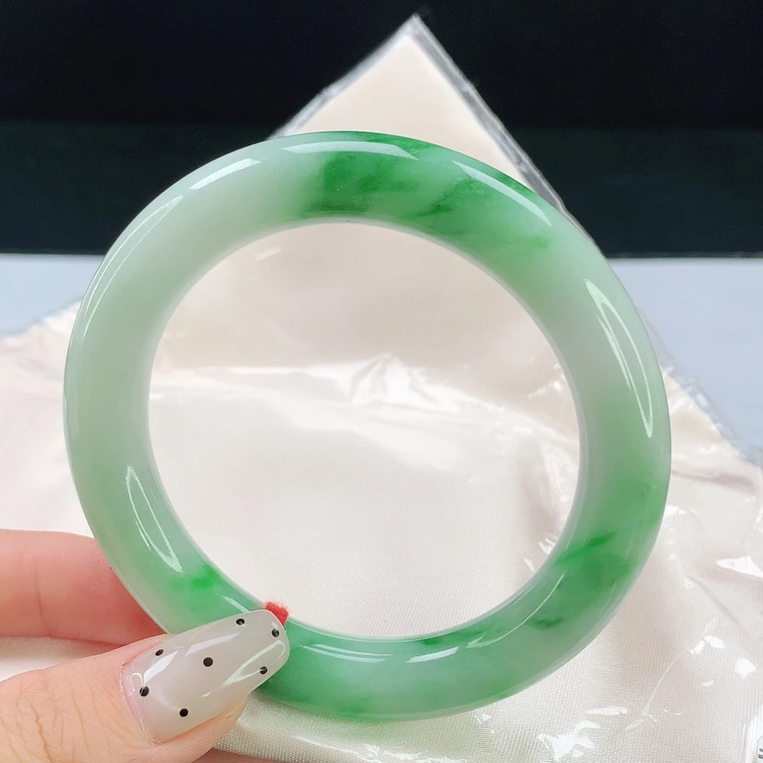 未镶嵌手镯翡翠840