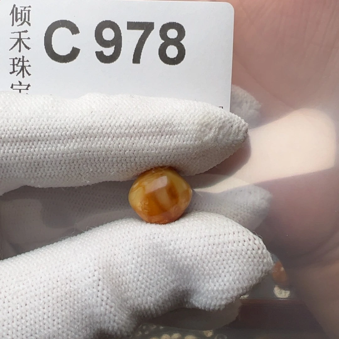 琥珀裸石未镶嵌姜*辣琥珀裸石未镶嵌11