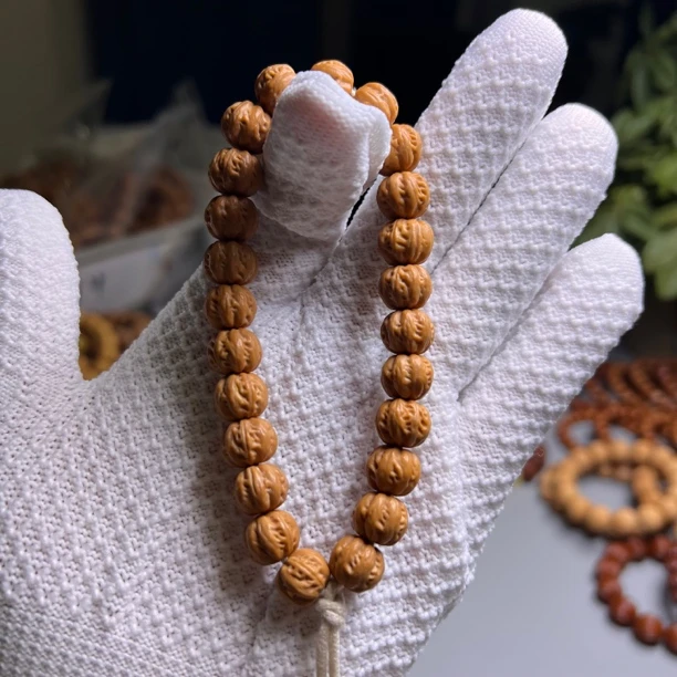 猴头精工火焰纹小京八棱手持把件