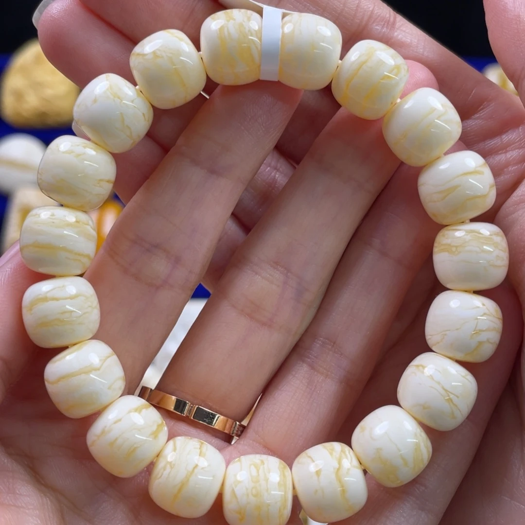 琥珀未镶嵌裸石琥珀蜜蜡