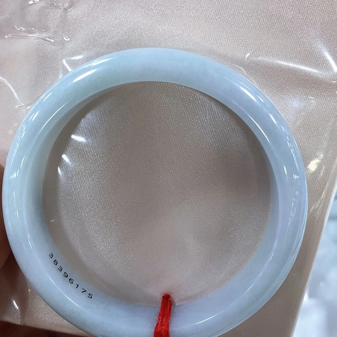 珍***下未镶嵌手镯翡翠手镯