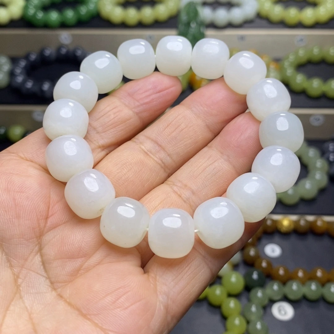 和田玉未镶嵌手串