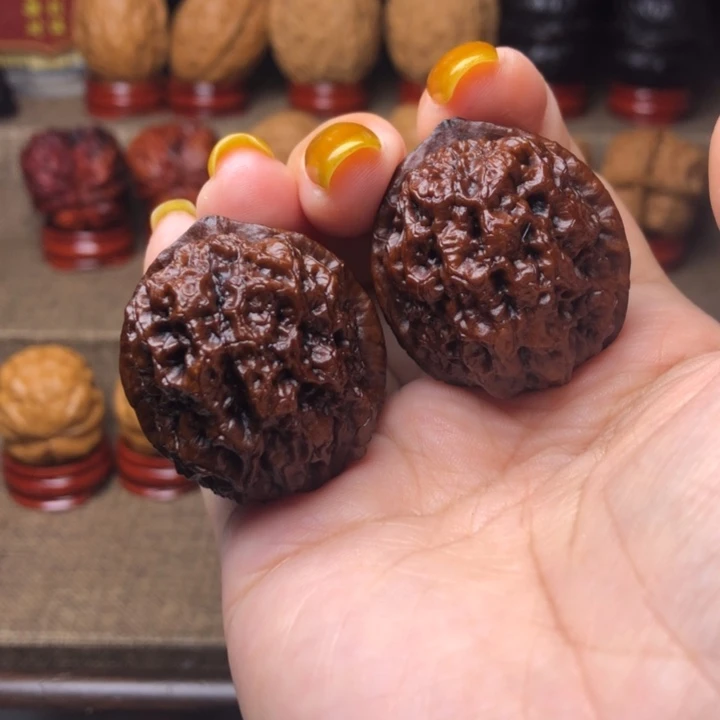 文玩核桃把件34号金麒麟35尺