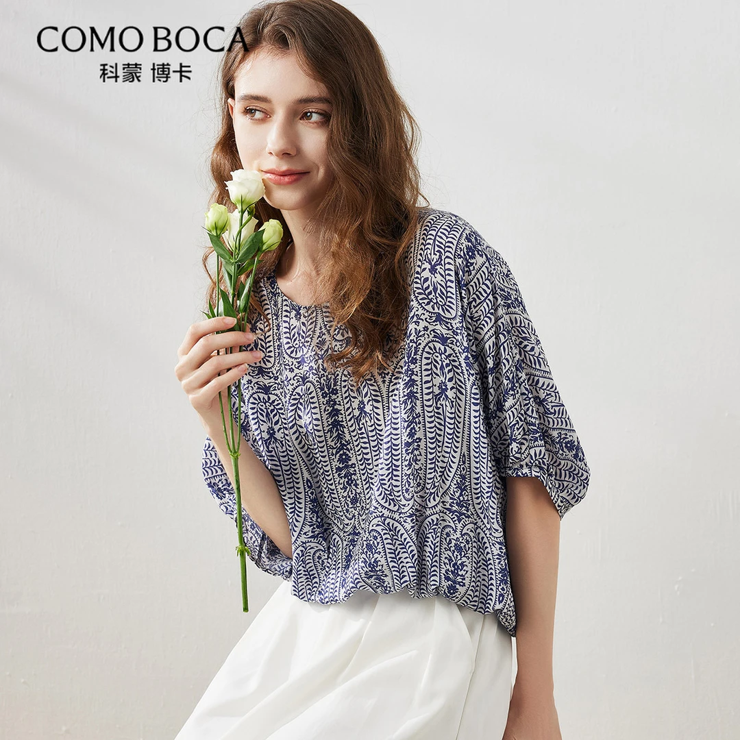 COMOBOCA/科蒙·博卡春夏桑蚕丝宽松南法假日风印花上衣KXTGCS8047