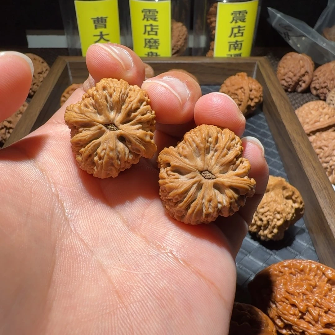 泡***糖吊坠文玩核桃20全品南疆