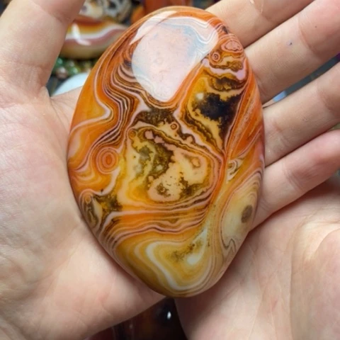 未镶嵌玛瑙/玉髓珠宝奇石