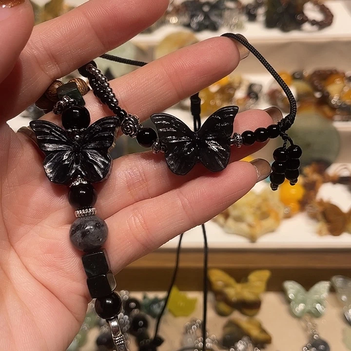 石***砖蛇纹石玉合金颈饰