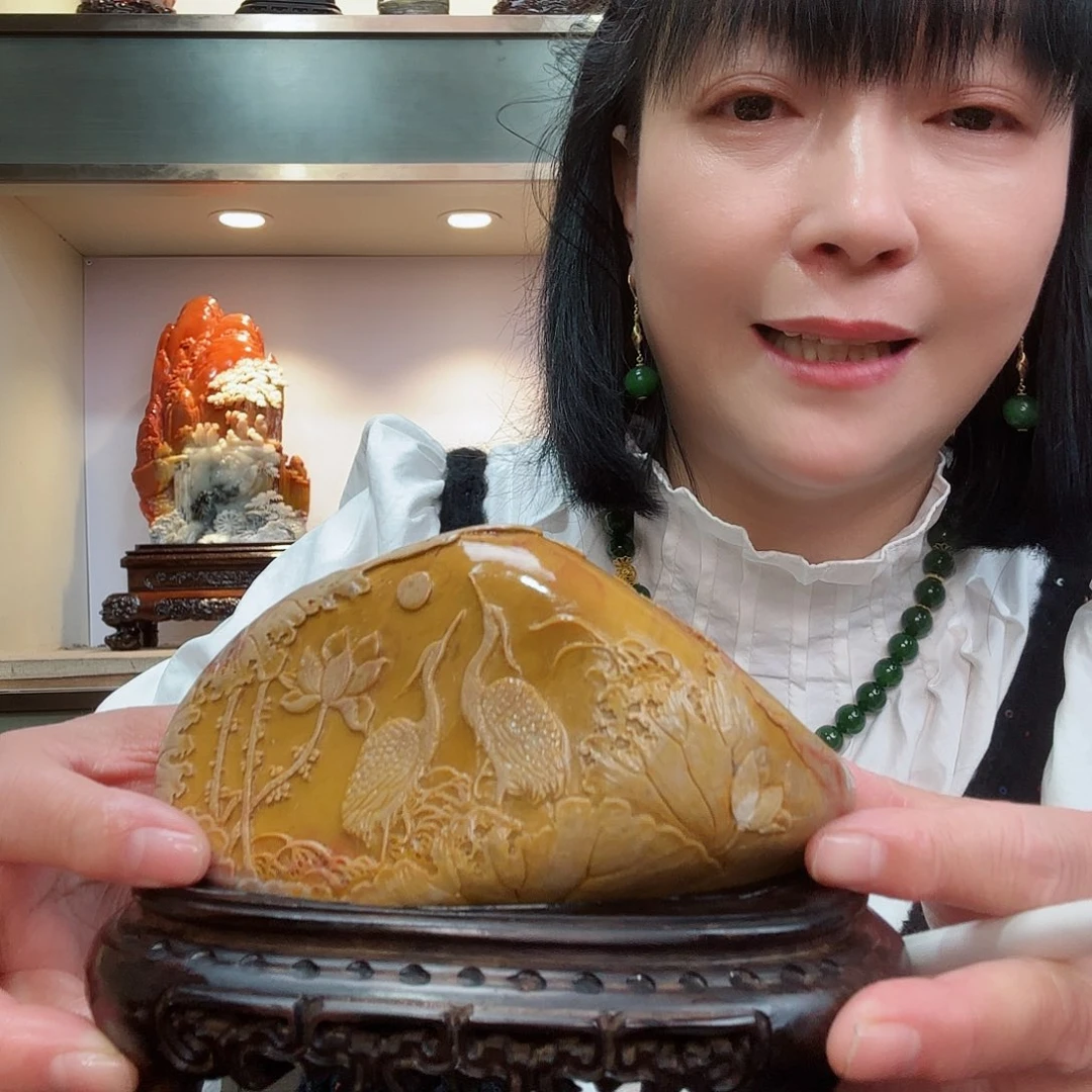 寿山石一**生昌化田黄摆件