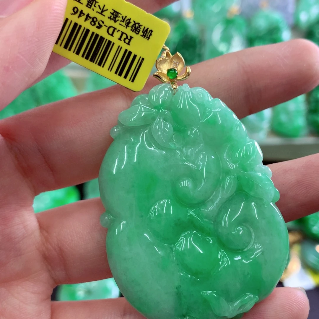 翡翠18K金镶嵌吊坠(不含链)