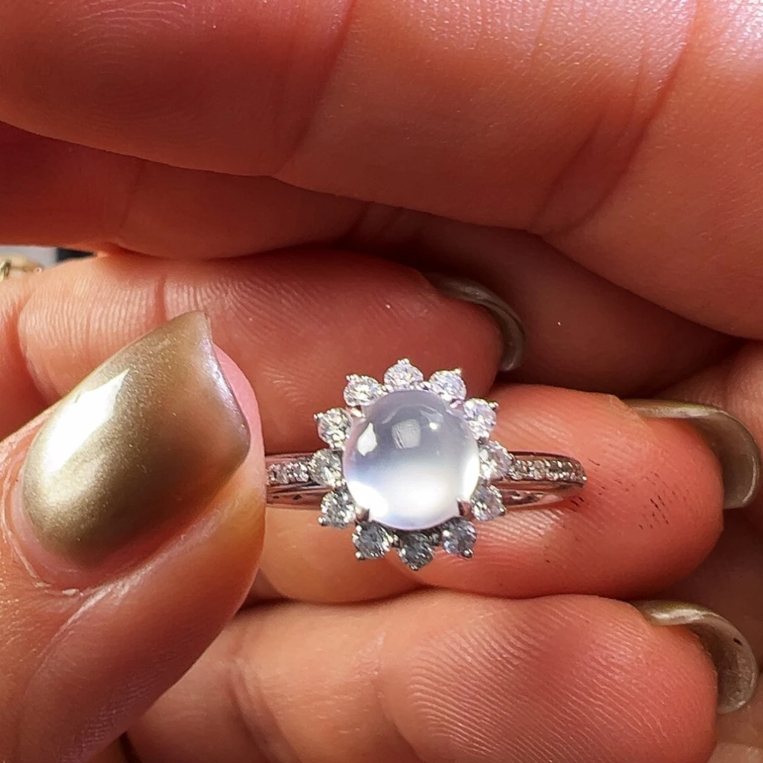 翡翠18K金镶嵌颈饰戒指