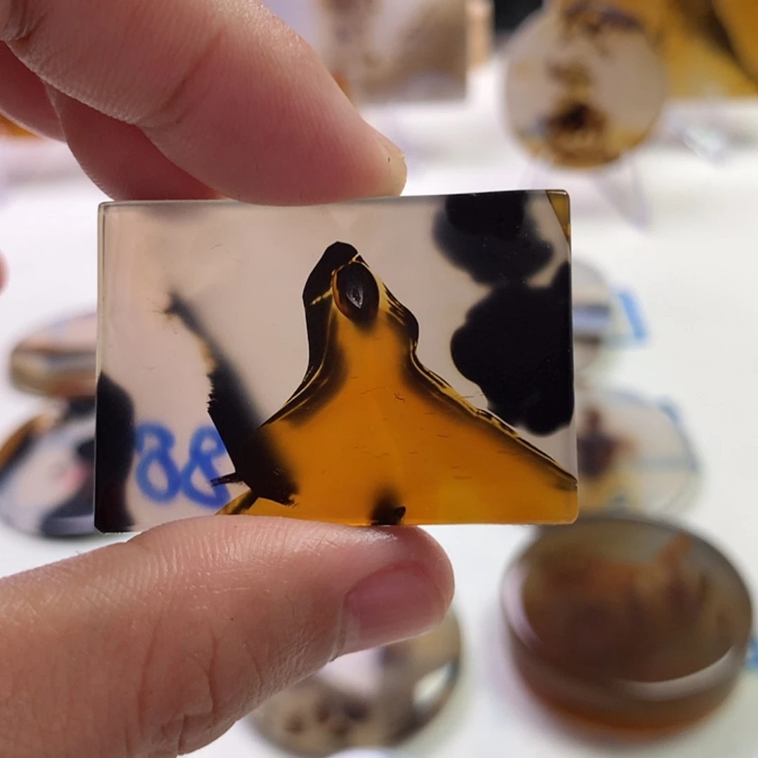 玛瑙/玉髓未镶嵌珠宝半成品