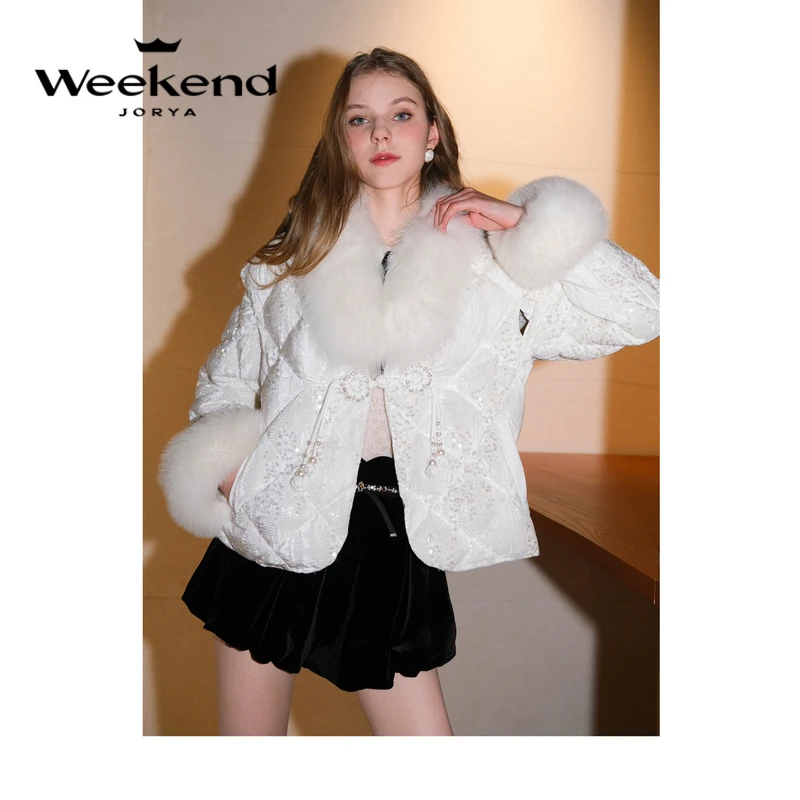 卓雅周末毛领盘扣狐狸毛羽绒服外套EJWCDZ93