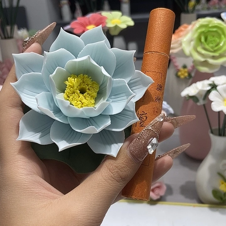 陶瓷纯手工捏花设计
