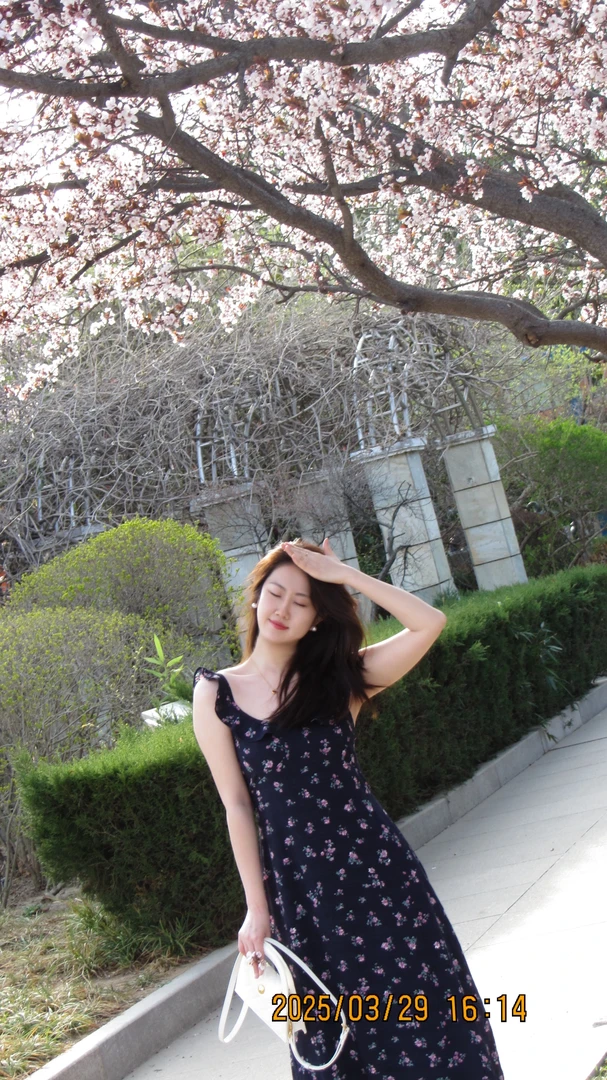 25年新款纯欲风碎花长裙女外穿带修身美背上衣夏春游裙子