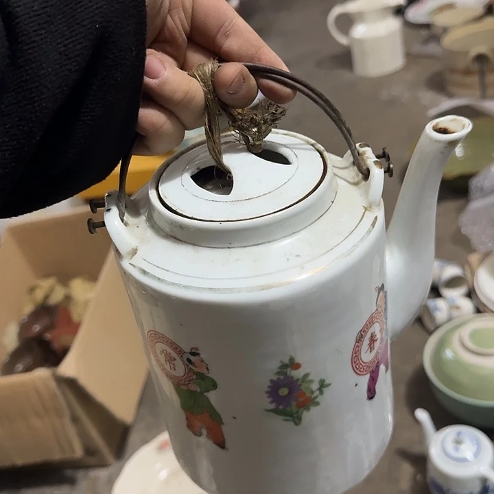 爱***动茶盏陶瓷盘子啥都有