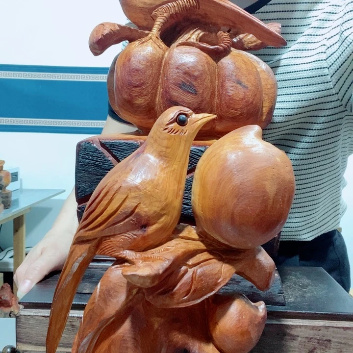 木小****）百年树的设计风格