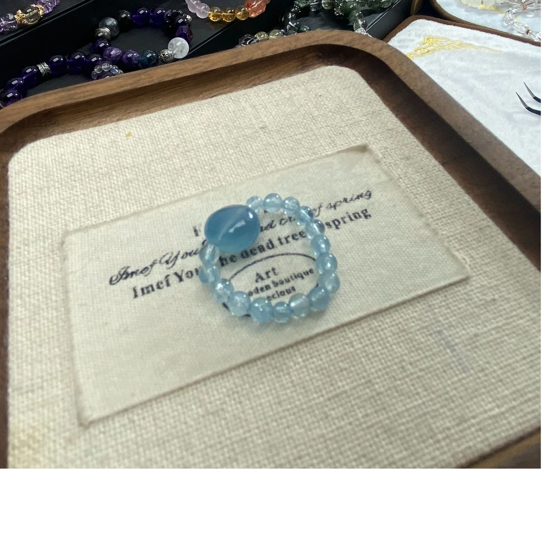 海蓝宝加月亮戒指