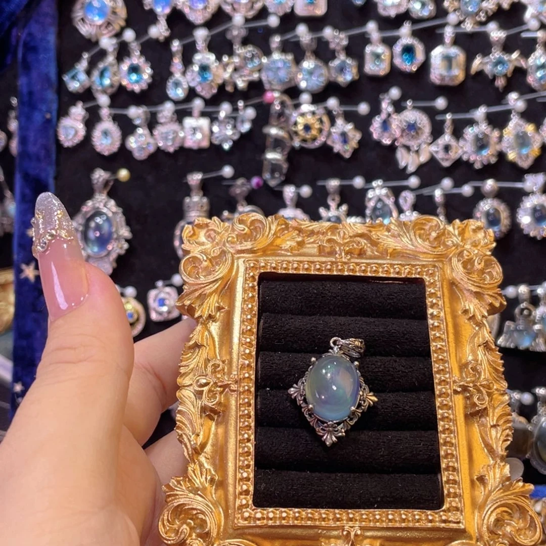 925银无克罗星天空蓝素面吊坠