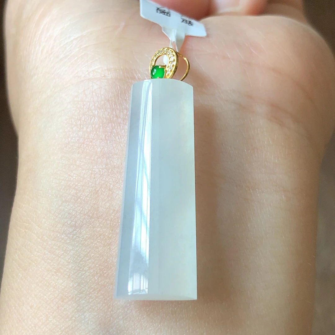 天然A货缅甸翡翠18k金镶嵌老坑冰种圆柱吊坠尺寸39.4/12.5/6
