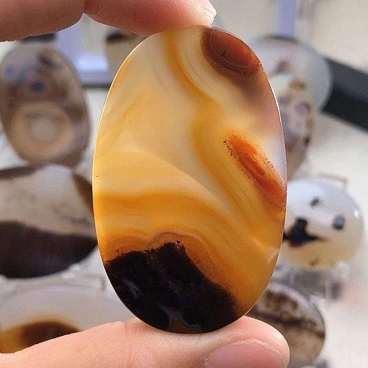 玛瑙/玉髓颈饰未镶嵌