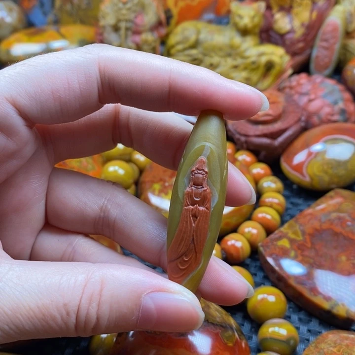 玛瑙/玉髓颈饰未镶嵌