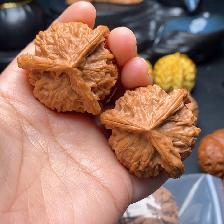 文玩核桃把件三棱42尺