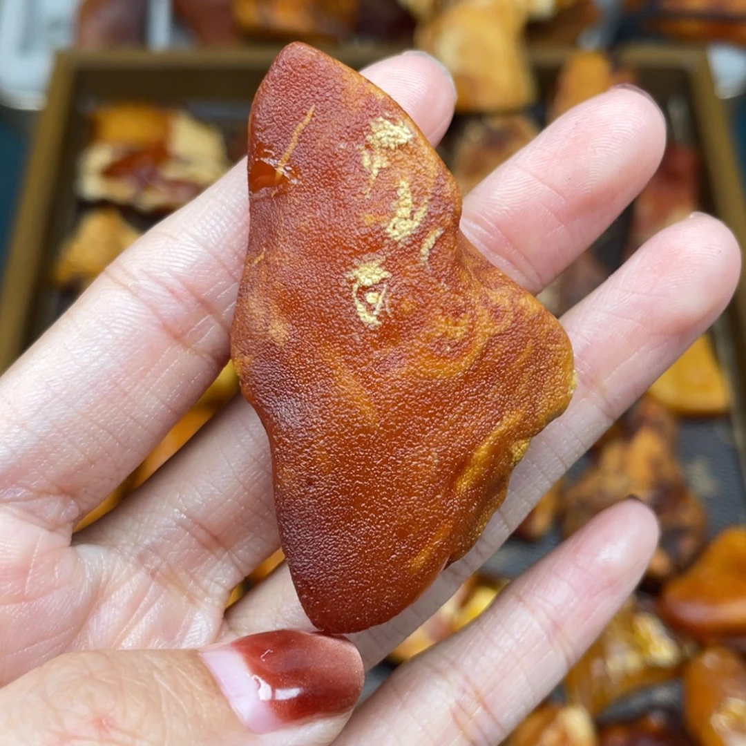 琥珀未镶嵌珠宝奇石