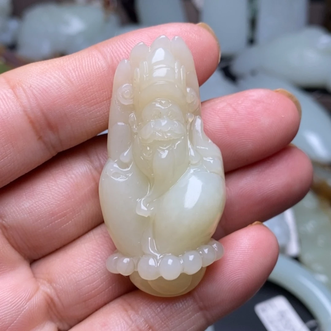 【闪购商品】颈饰未镶嵌和田玉