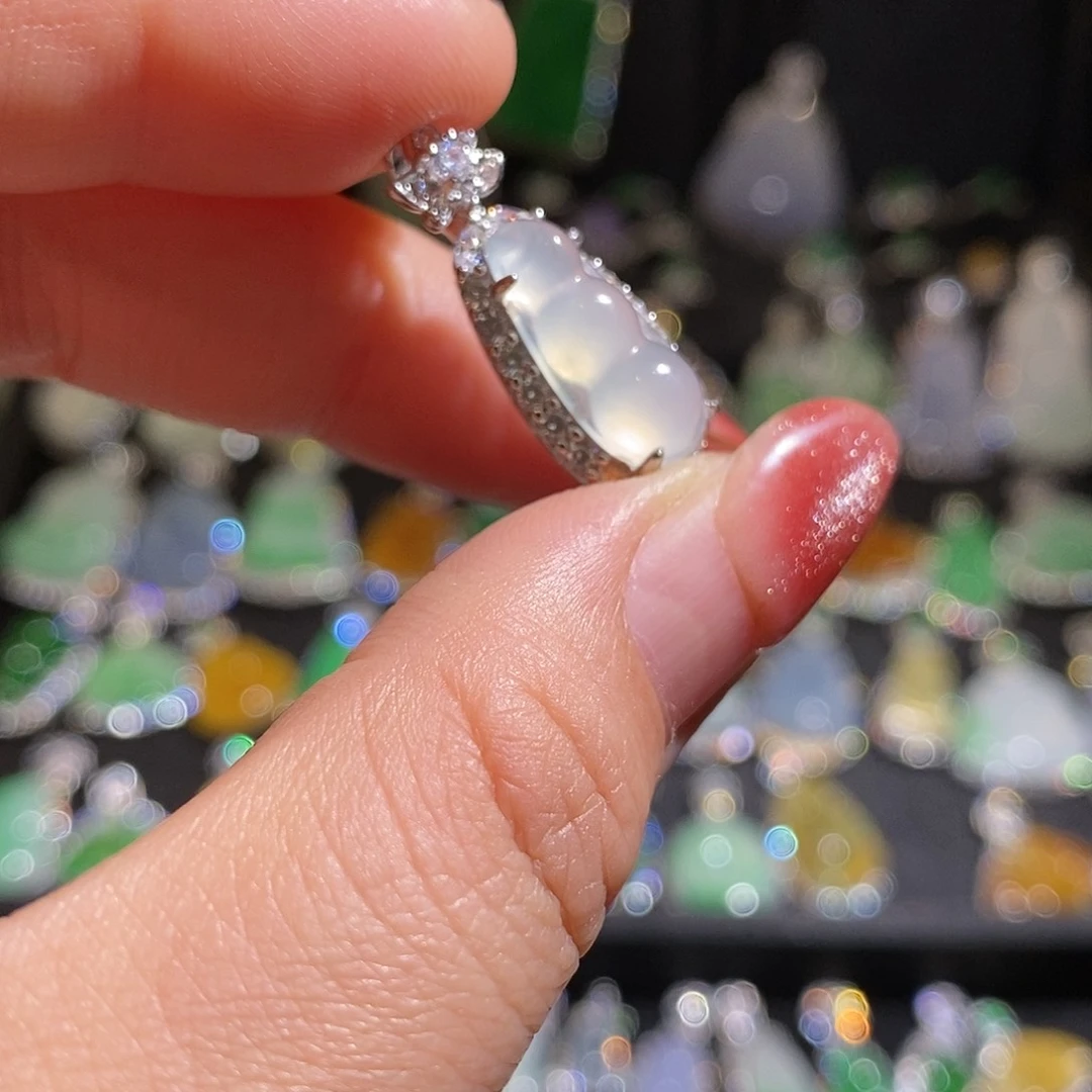 颈饰银S925镶嵌翡翠天然翡翠