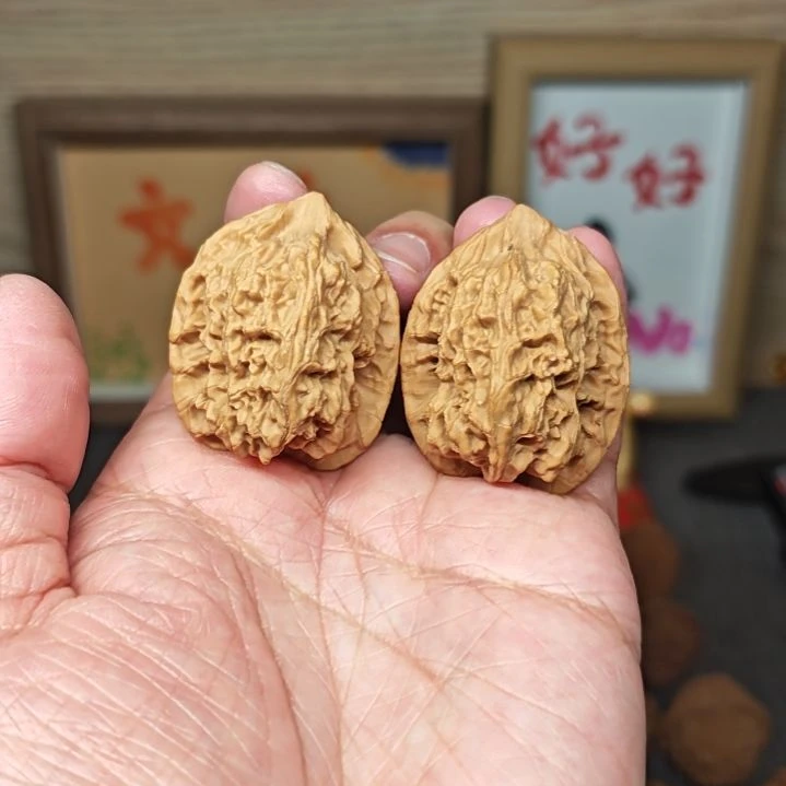 文玩核桃把件34全品铁帽子